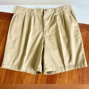 Covington Tan Shorts Classic Style Men’s Short %100 Cotton Size 42